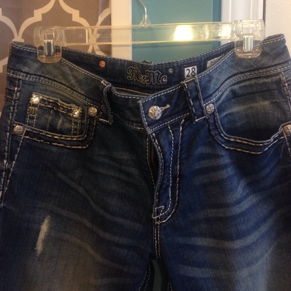 Capris - Picture 3 of 4