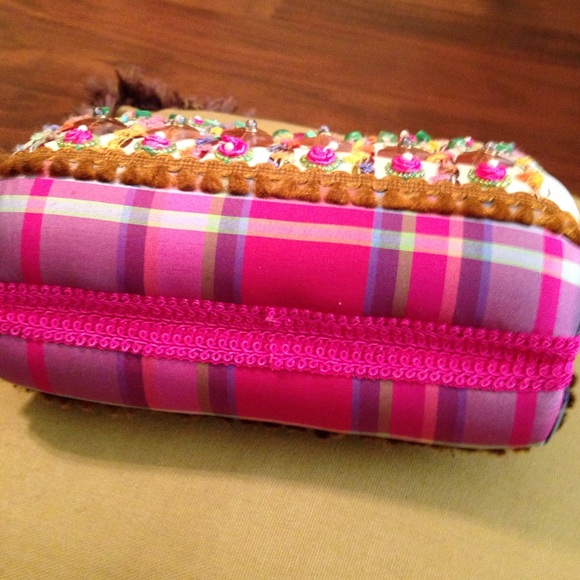 Mary Frances clutch - Picture 3 of 4