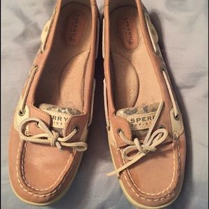 Women's leopard sperrys