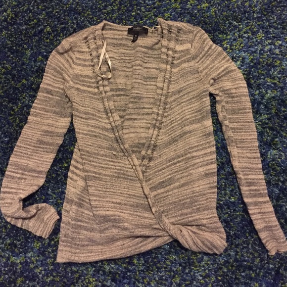 Jessica Simpson Sweater