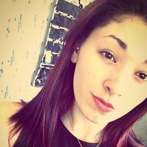 Meet your Posher, Marisa