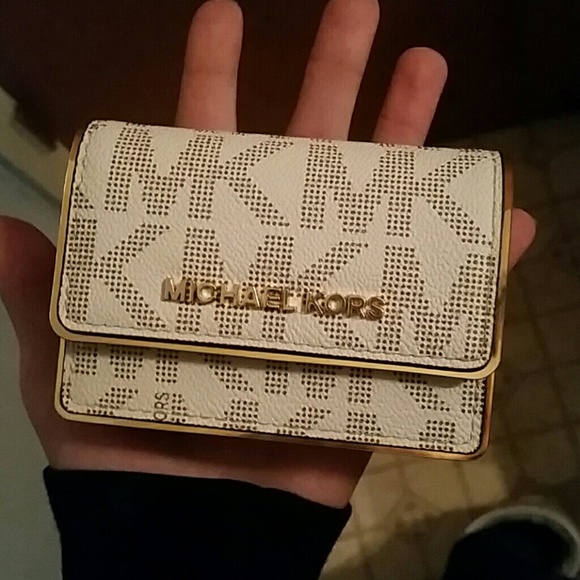 Michael Kors wallet