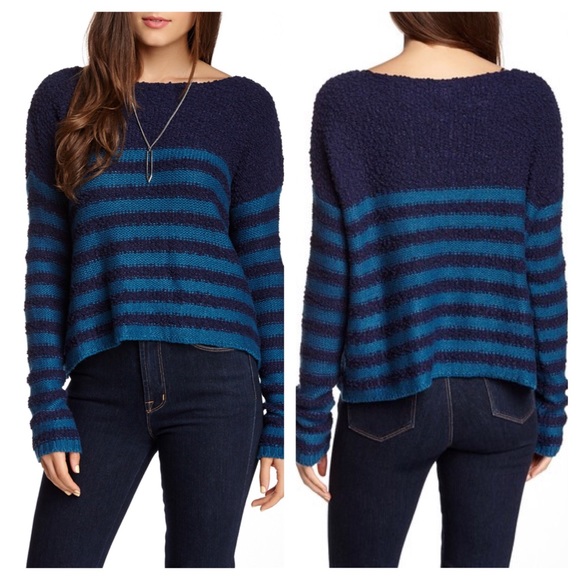 NWT Olive & Oak Fuzzy Knit Pullover Sweater Navy
