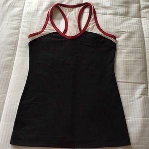 Lululemon fitted tank