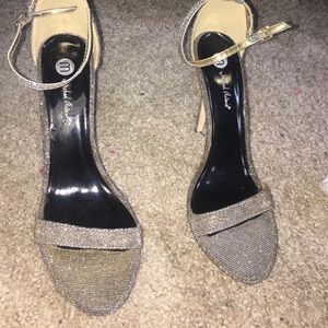 Michael Antonio Gold/Silver Sandalettes Sz 9😻