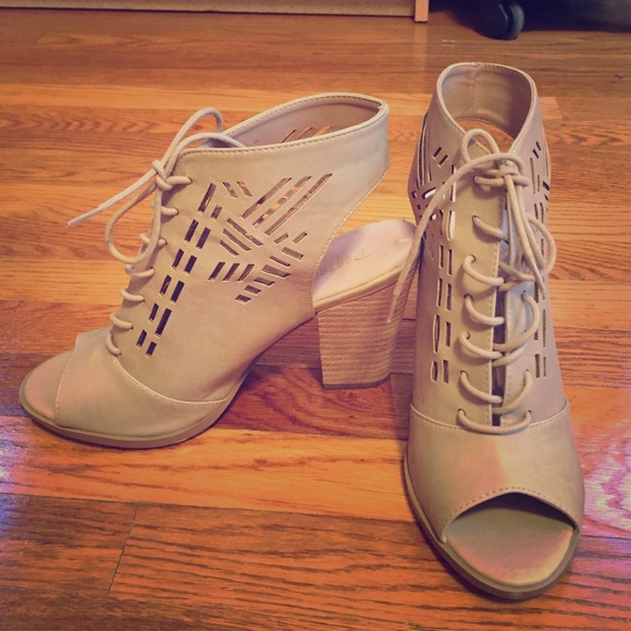 Nude color tie up peep toe booties! Summer steal!!