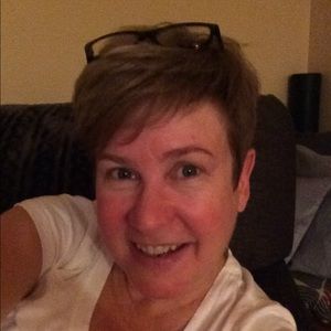 Meet your Posher, Gina