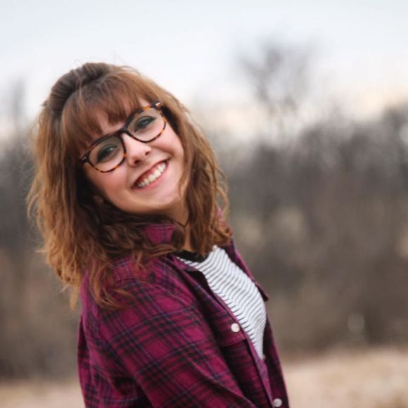 Meet your Posher, Madelynn - Picture 1 of 1