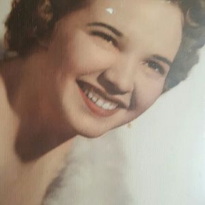 Meet your Posher, Marie