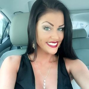 Meet your Posher, Josie