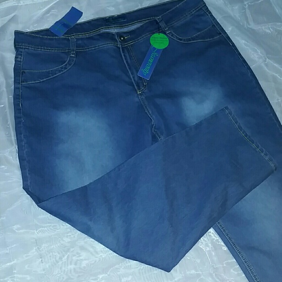 Jeanerosity Jean's w/Tummy Slimmer - Picture 4 of 4