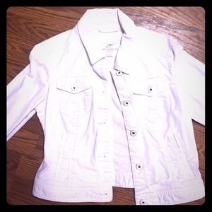 White cropped jean jacket