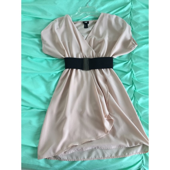 Dress w/ belt