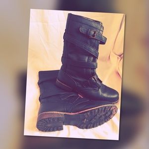 Black Boots