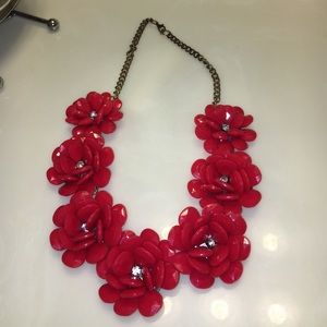Rose clustered necklace