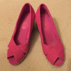 CHAPS spring/summer wedge shoes