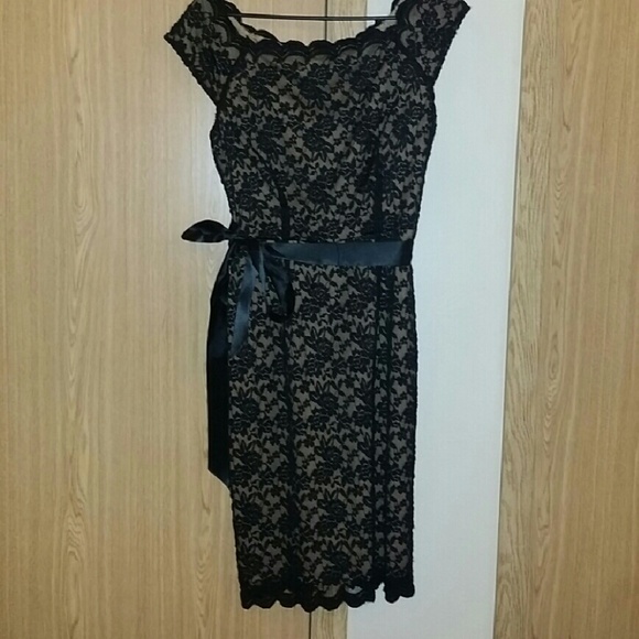 Lace dress