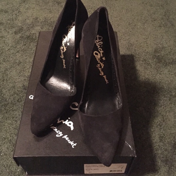 Alice and Olivia black suede Dina pumps