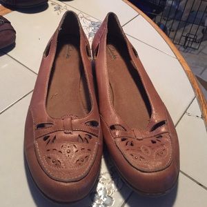 Clarks womens 9.5 Clarks womens 9.5