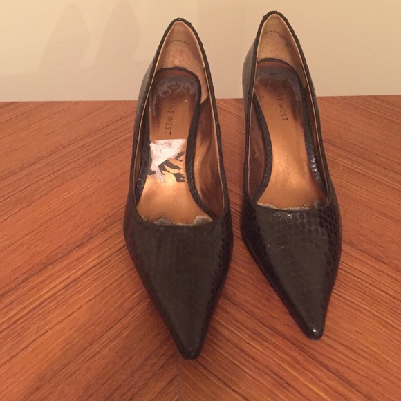 Nine West nuncio model. Pointed toe stiletto heel
