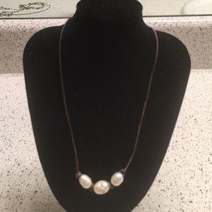pearl necklace with rhinestone