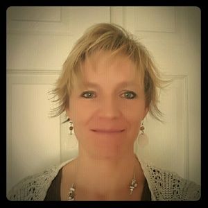 Meet your Posher, Gale