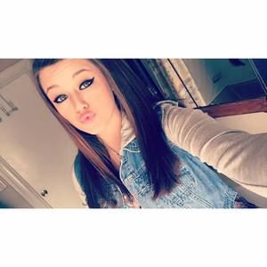 Meet your Posher, Brielle