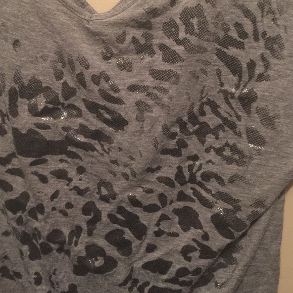 Off the shoulder top - Picture 2 of 3