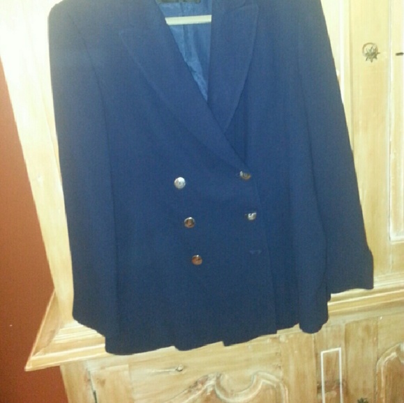 Beautiful  Ellen Tracey double breasted  blazer