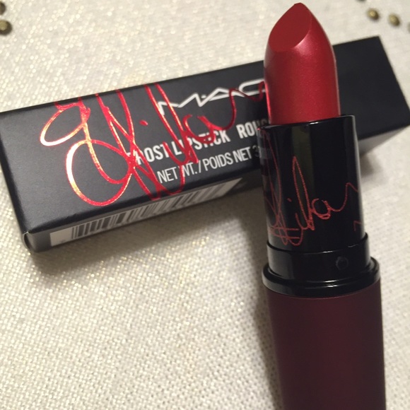 🚫SOLD🚫 MAC Viva Glam Rihanna NIB!