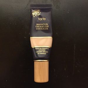 Tarte crease less concealer