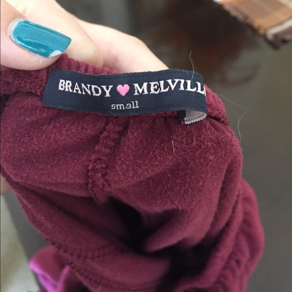 Brandy Melville Skirt - Picture 2 of 2