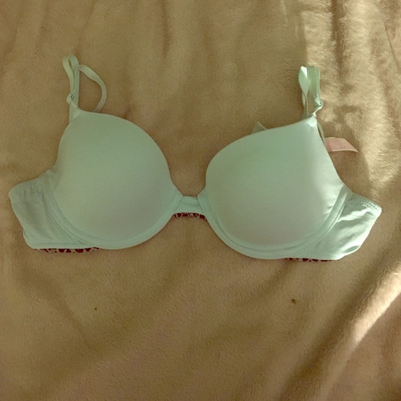 Victoria's Secret PINK bra