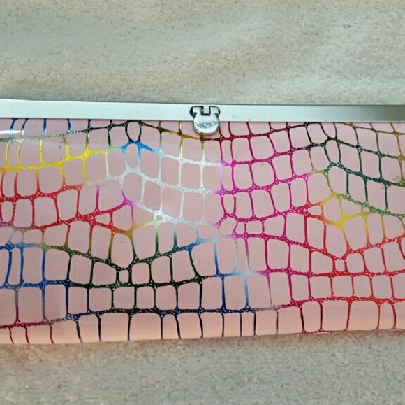 Beautiful and colorful wallet like new - Picture 1 of 3