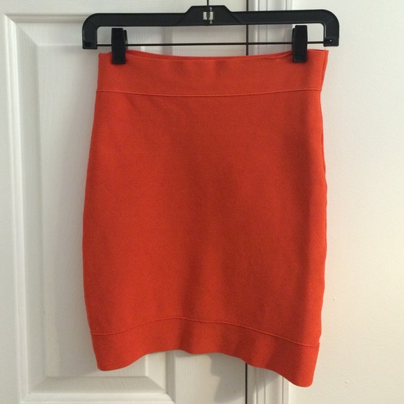 BCBGMaxAzria Dresses & Skirts - Bandage mini skirt Medium BT POPPY