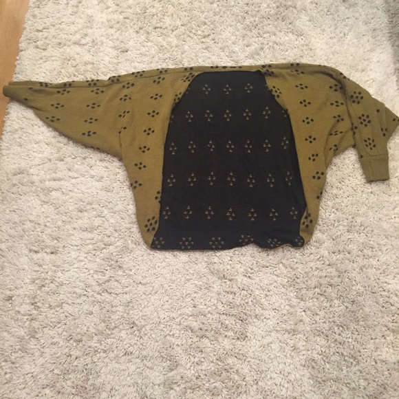 Retro plus size shrug sweater