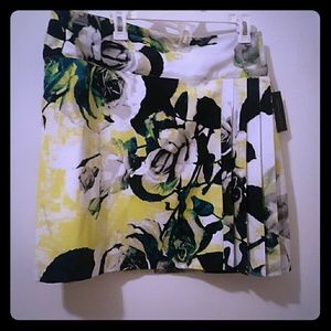 NWT sz. 16P floral skirt with side pleats