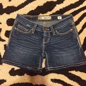 Buckle Brand Jean Shorts☀️