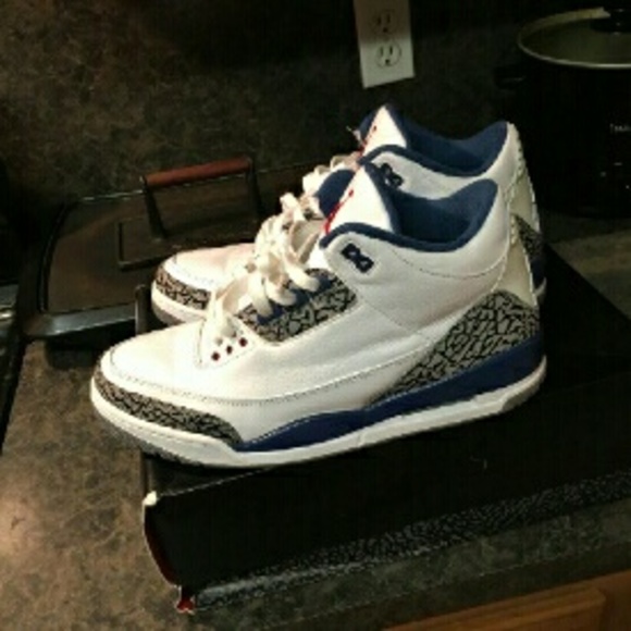 True Blue Jordan Retro 3