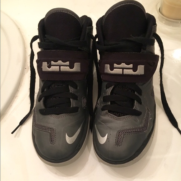 SOLD‼️Nike Lebron Gray Kids Shoes
