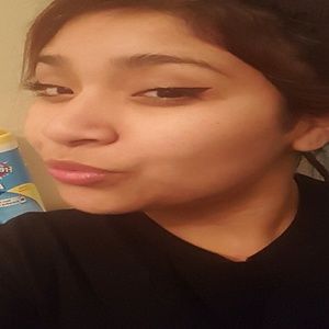 Meet your Posher, Ariana