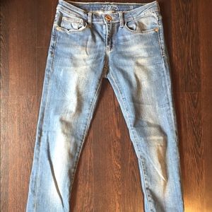 Zara Denim Jeans- Low Rise Skinny Fit