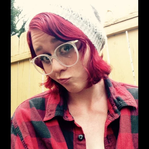 Hello Posh! I'm Leigha! 🤗 - Picture 2 of 3