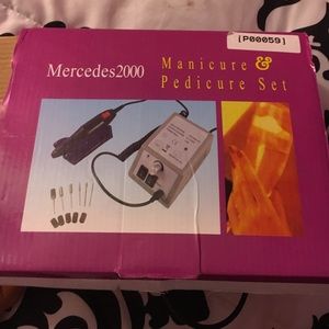 Manicure & pedicure set
