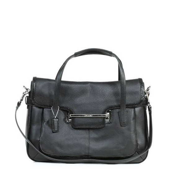 Coach Taylor leather purse+ Free shoes.