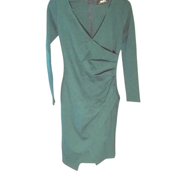 Super flattering green asymmetrical dress