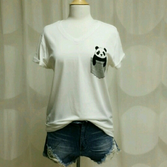 Destroyed/Shredded Denim Shorts w Exposed Pockets - Picture 3 of 8