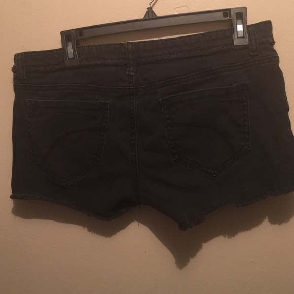 Shorts - Picture 2 of 2