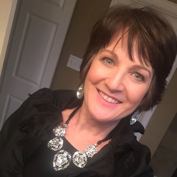 Meet your Posher, Sherry - Picture 1 of 1
