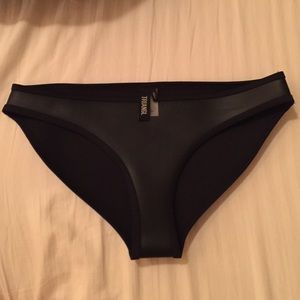 TRIANGL Bottoms